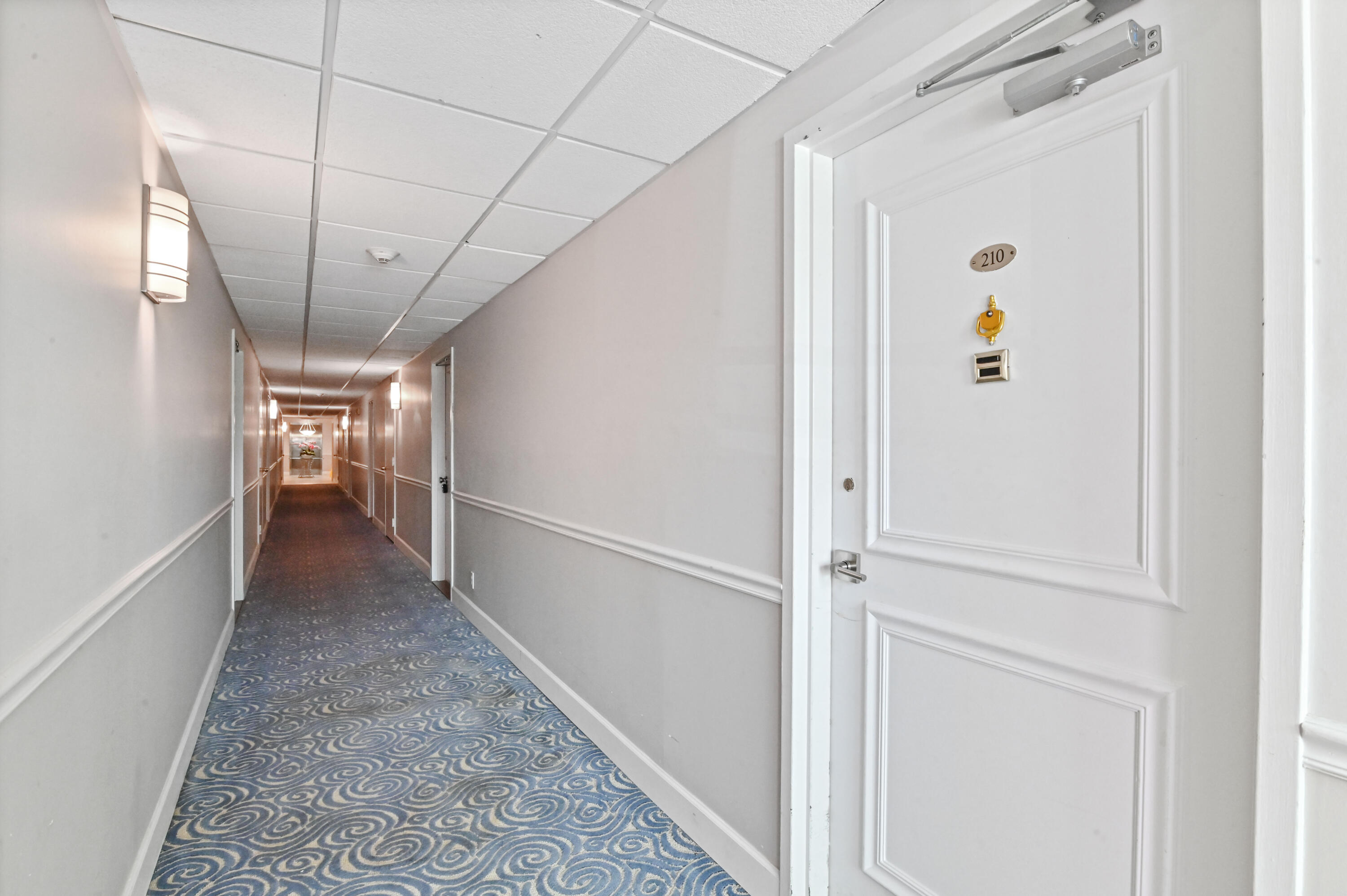 2600 N Flagler #210, West Palm Beach FL 33407