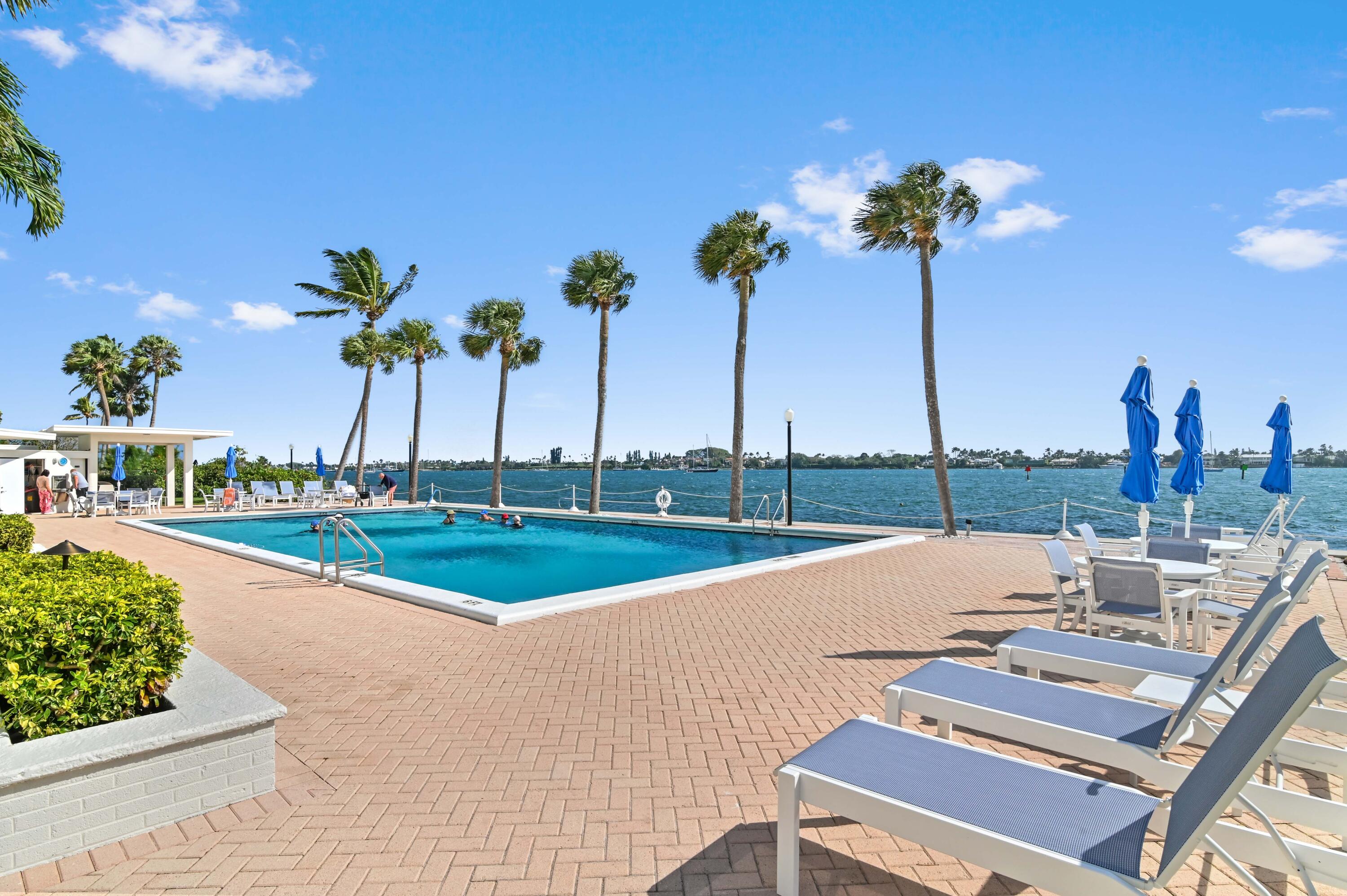 2600 N Flagler #210, West Palm Beach FL 33407
