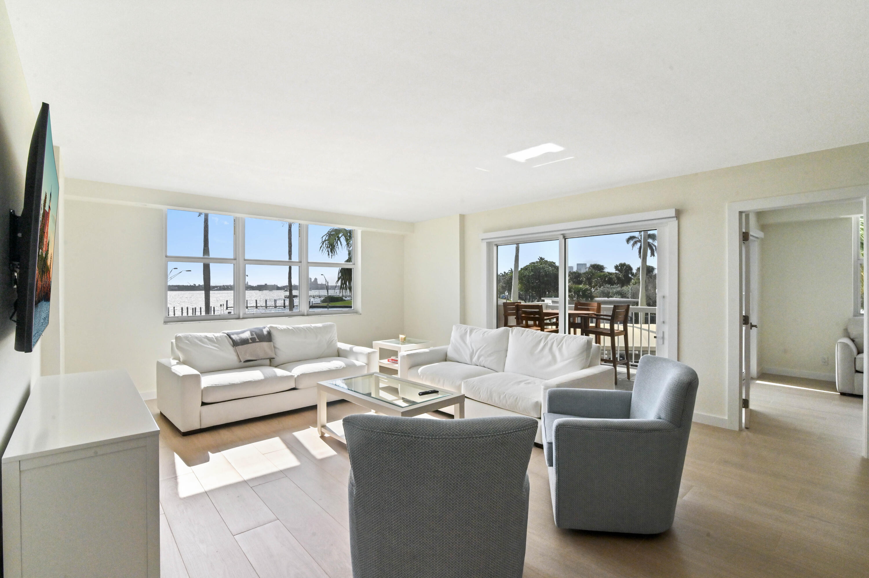 2600 N Flagler #210, West Palm Beach FL 33407