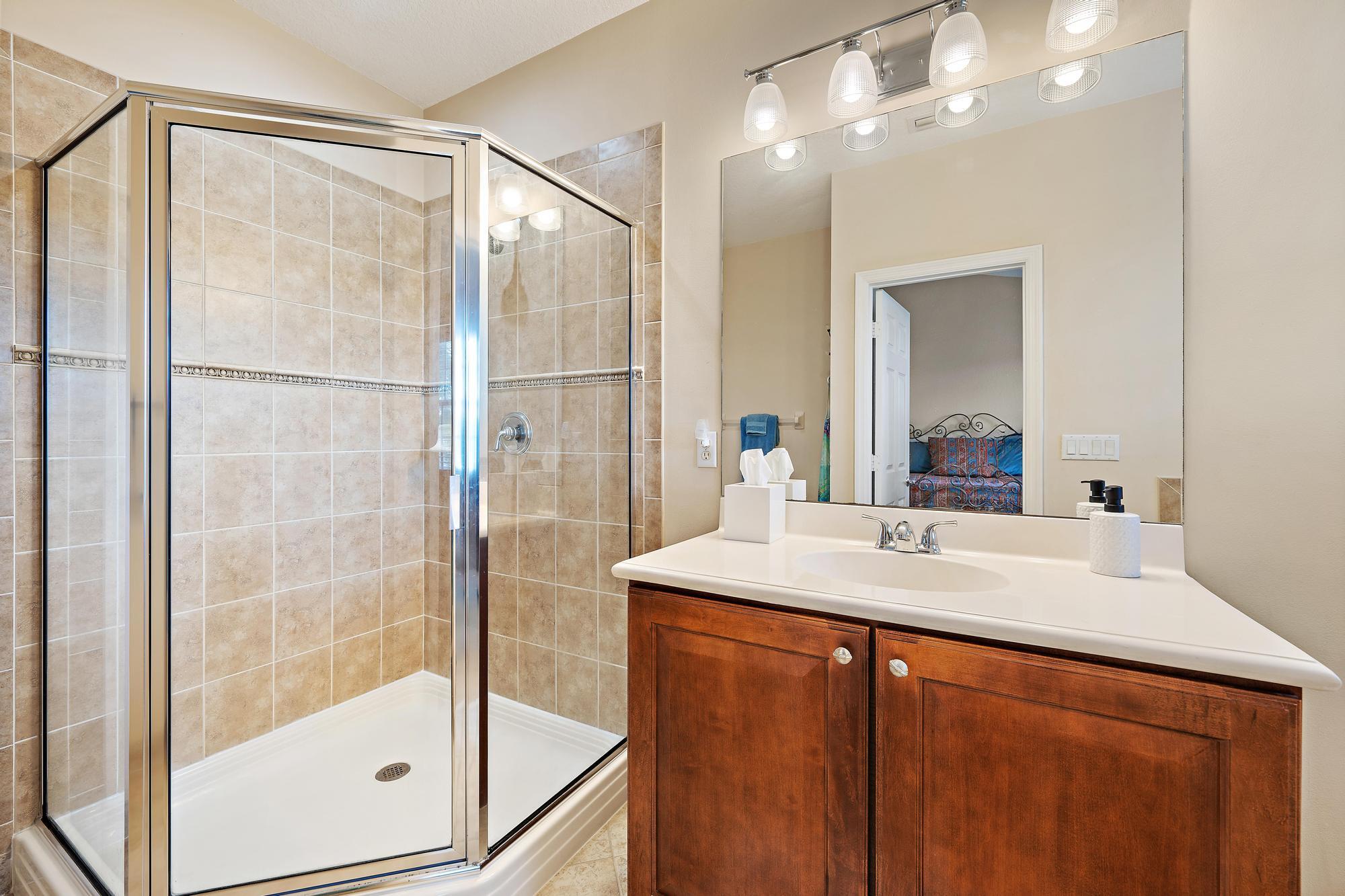 238 W Thatch Palm, Jupiter FL 33458