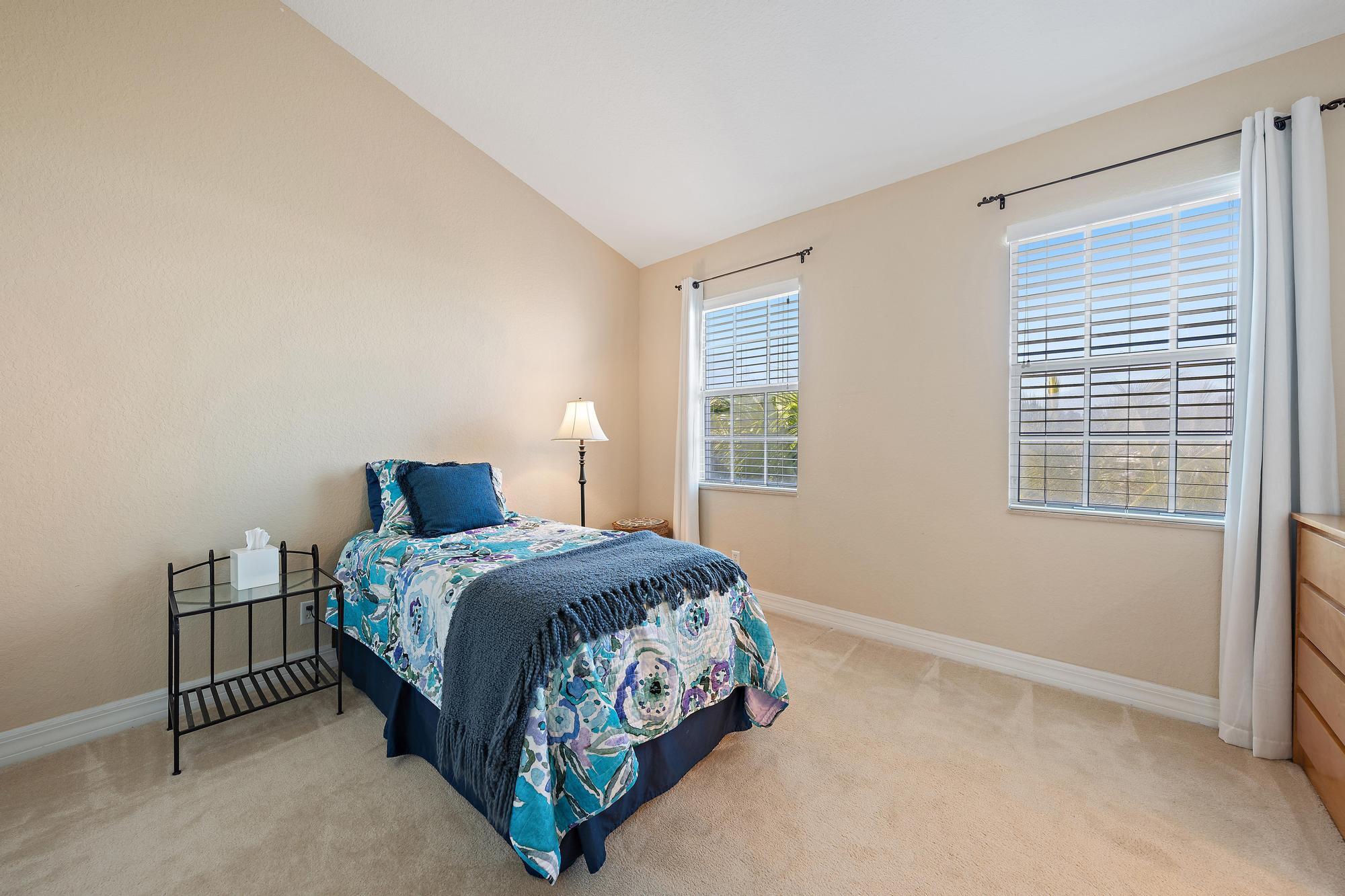 238 W Thatch Palm, Jupiter FL 33458