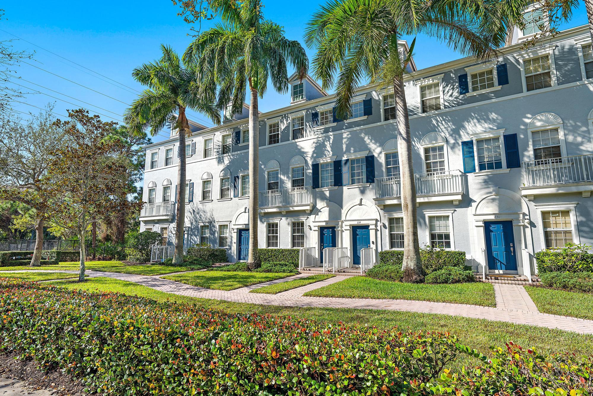 238 W Thatch Palm, Jupiter FL 33458