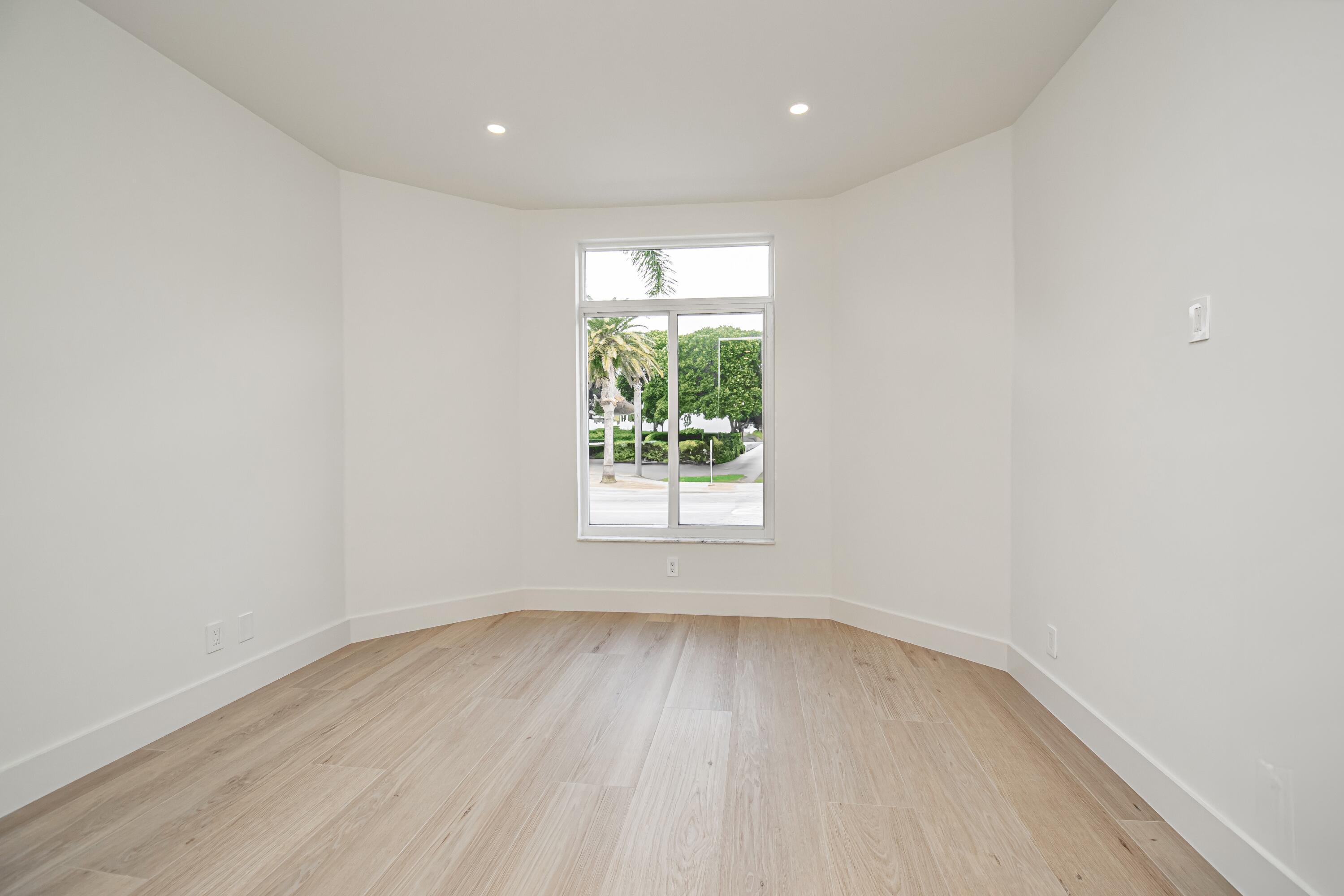 7929 Villa D Este, Delray Beach FL 33446