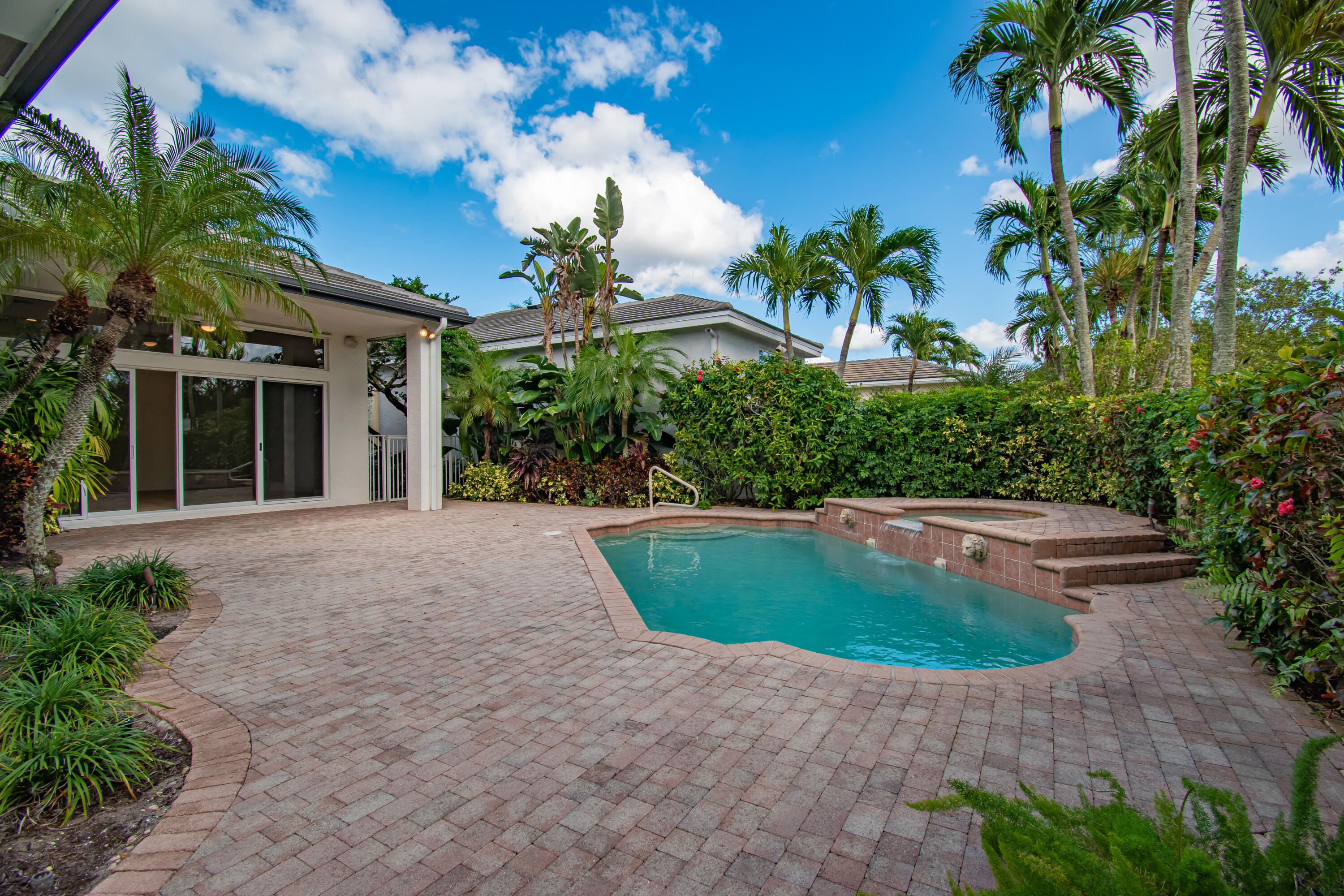 7929 Villa D Este, Delray Beach FL 33446