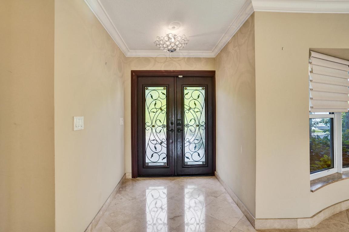 7050 NE 7th, Boca Raton FL 33487