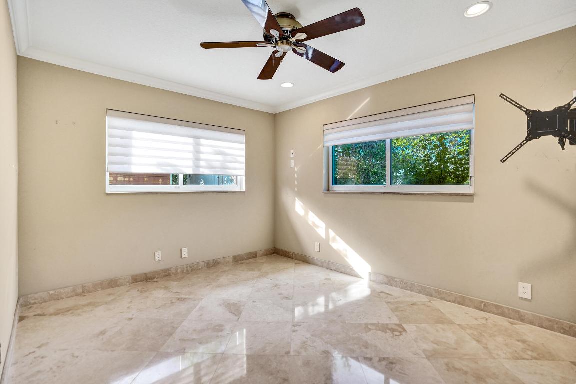 7050 NE 7th, Boca Raton FL 33487