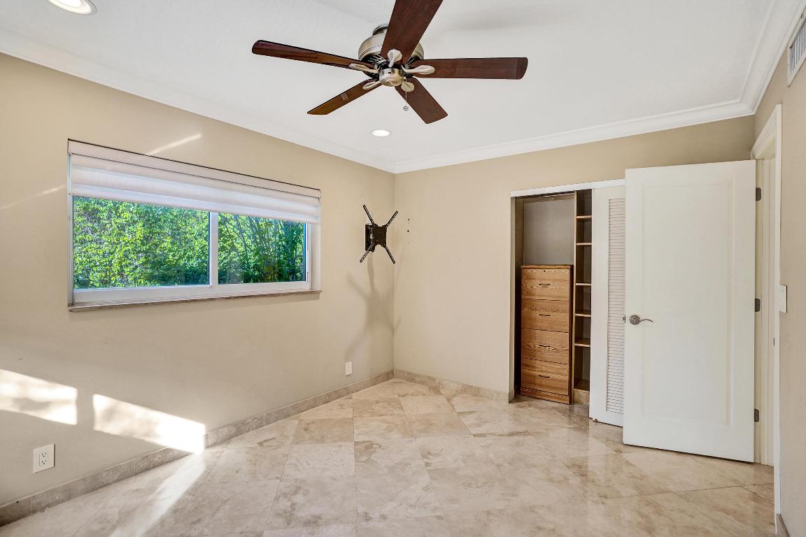 7050 NE 7th, Boca Raton FL 33487