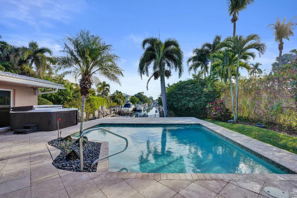 7050 NE 7th, Boca Raton FL 33487