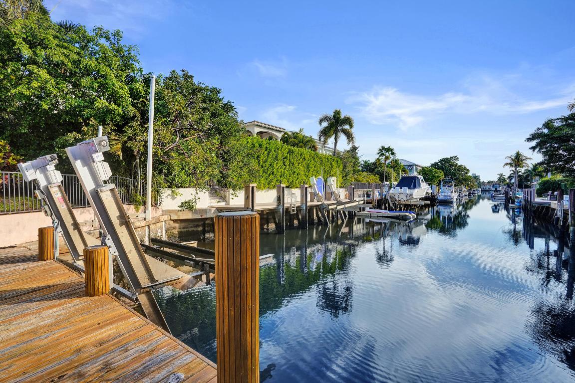 7050 NE 7th, Boca Raton FL 33487