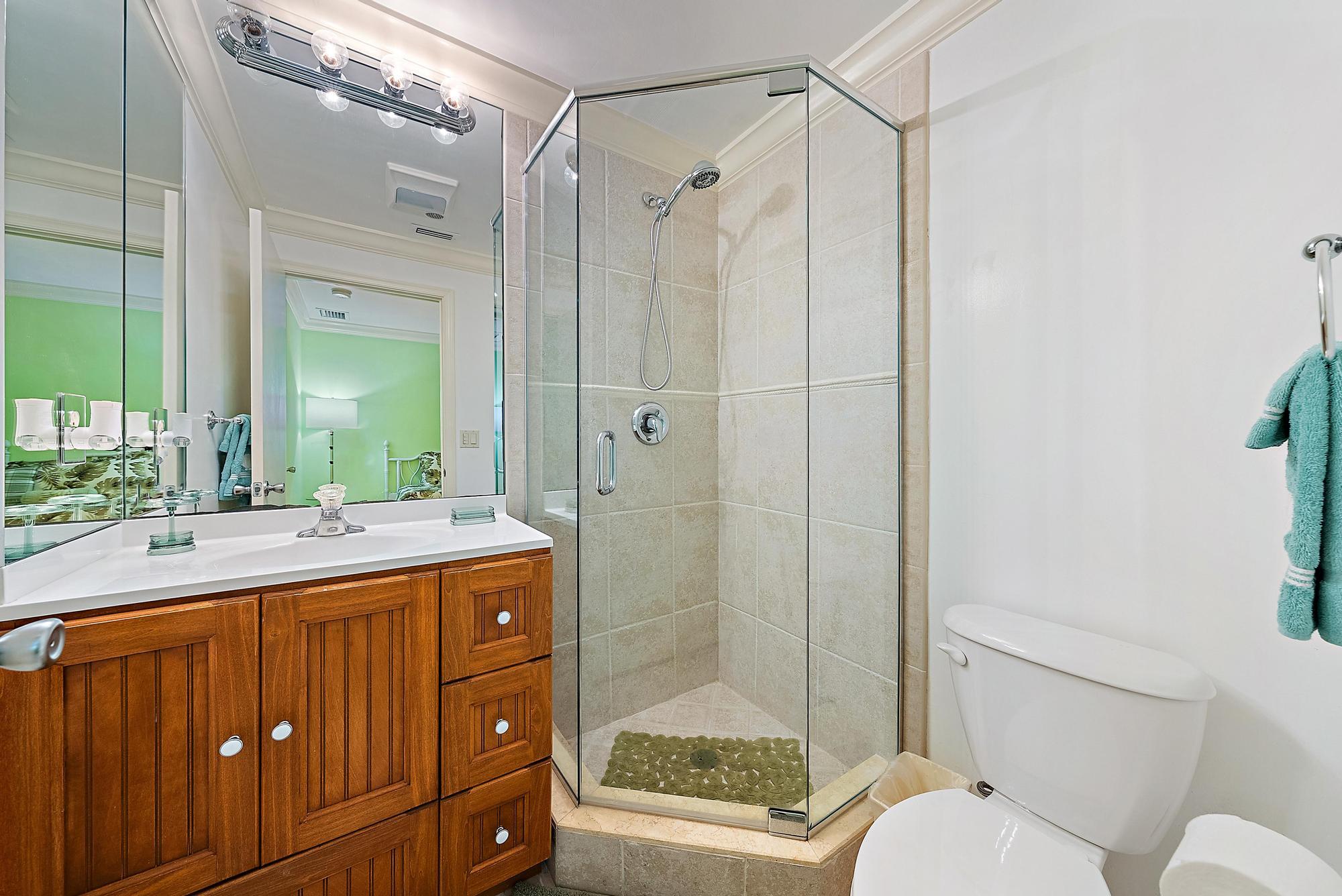 400 S Ocean #103a, Manalapan FL 33462