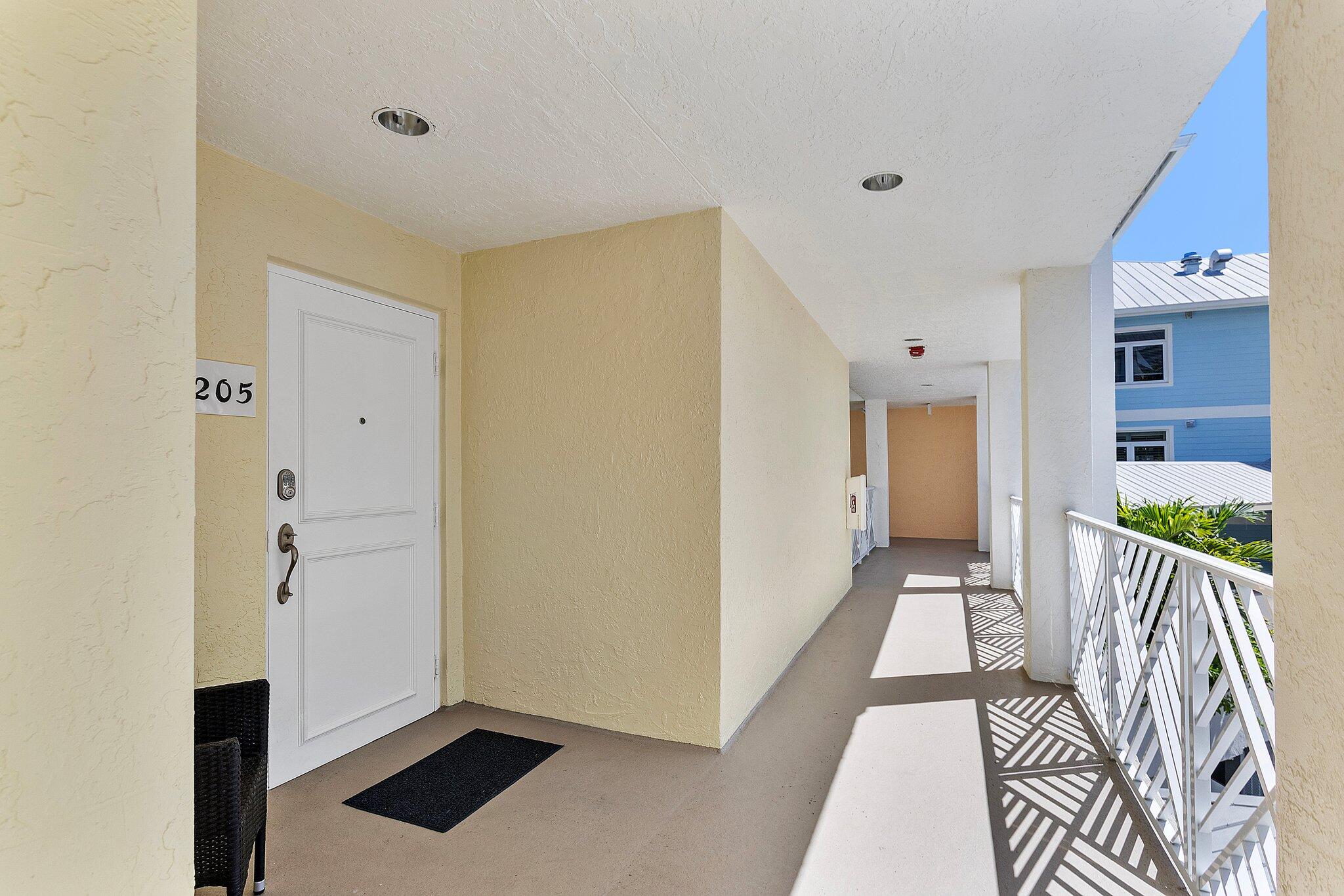 309 E Ocean #205, Lantana FL 33462