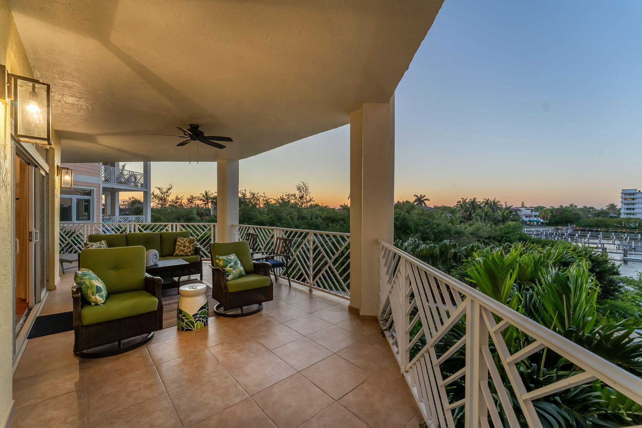 309 E Ocean #205, Lantana FL 33462