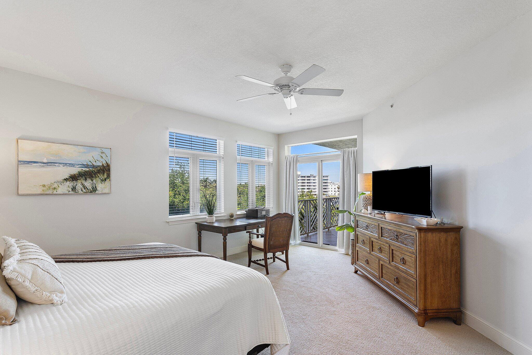 309 E Ocean #205, Lantana FL 33462