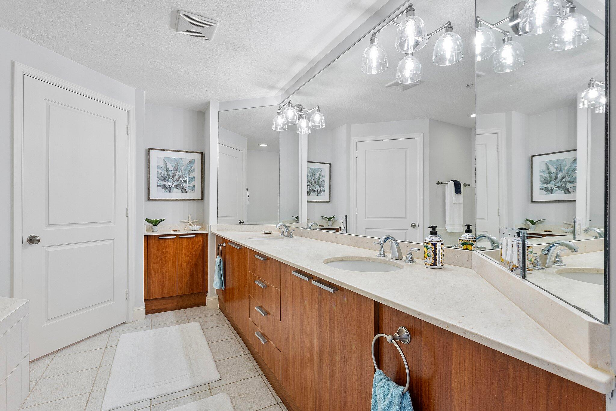 309 E Ocean #205, Lantana FL 33462
