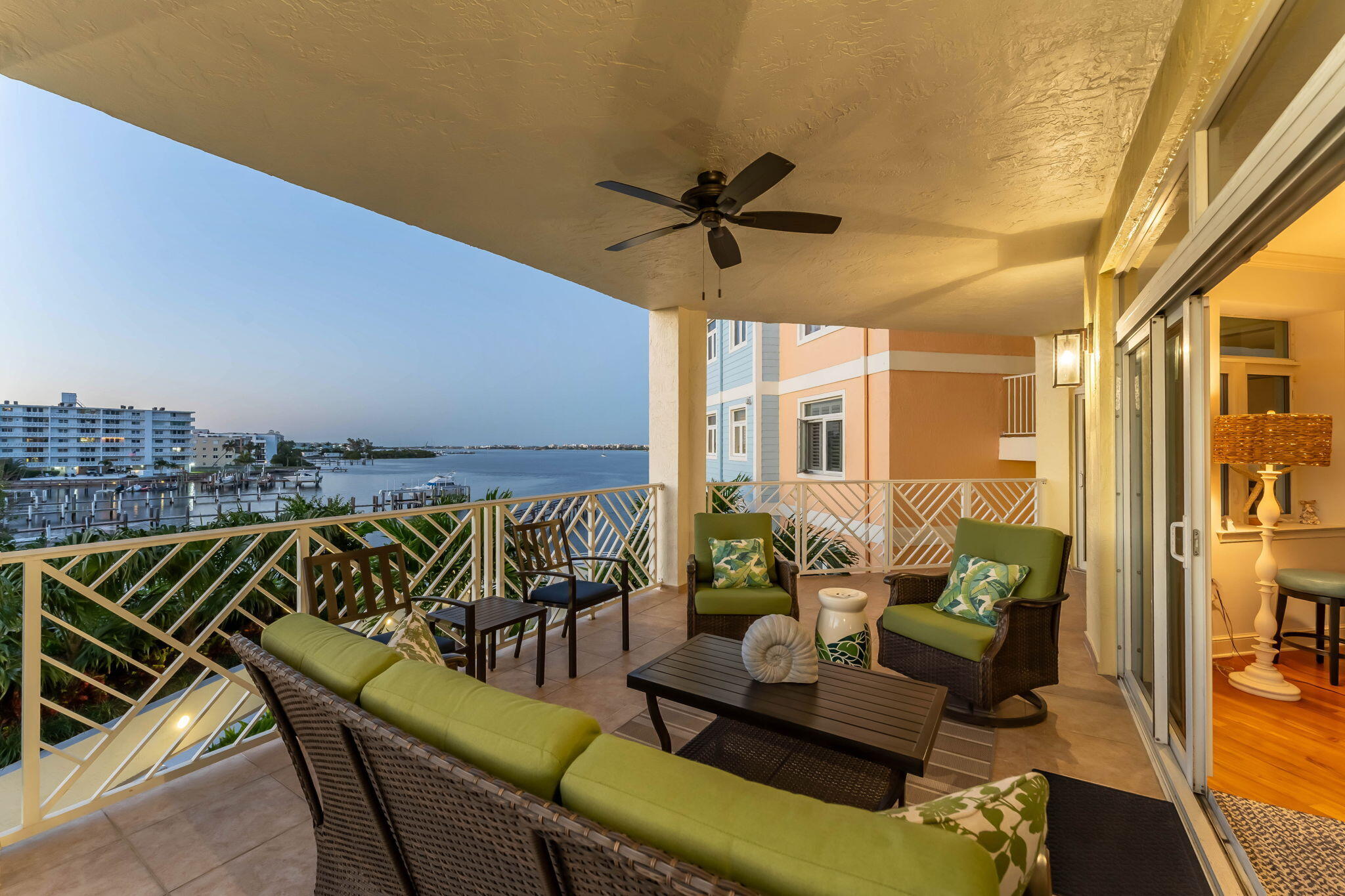 309 E Ocean #205, Lantana FL 33462