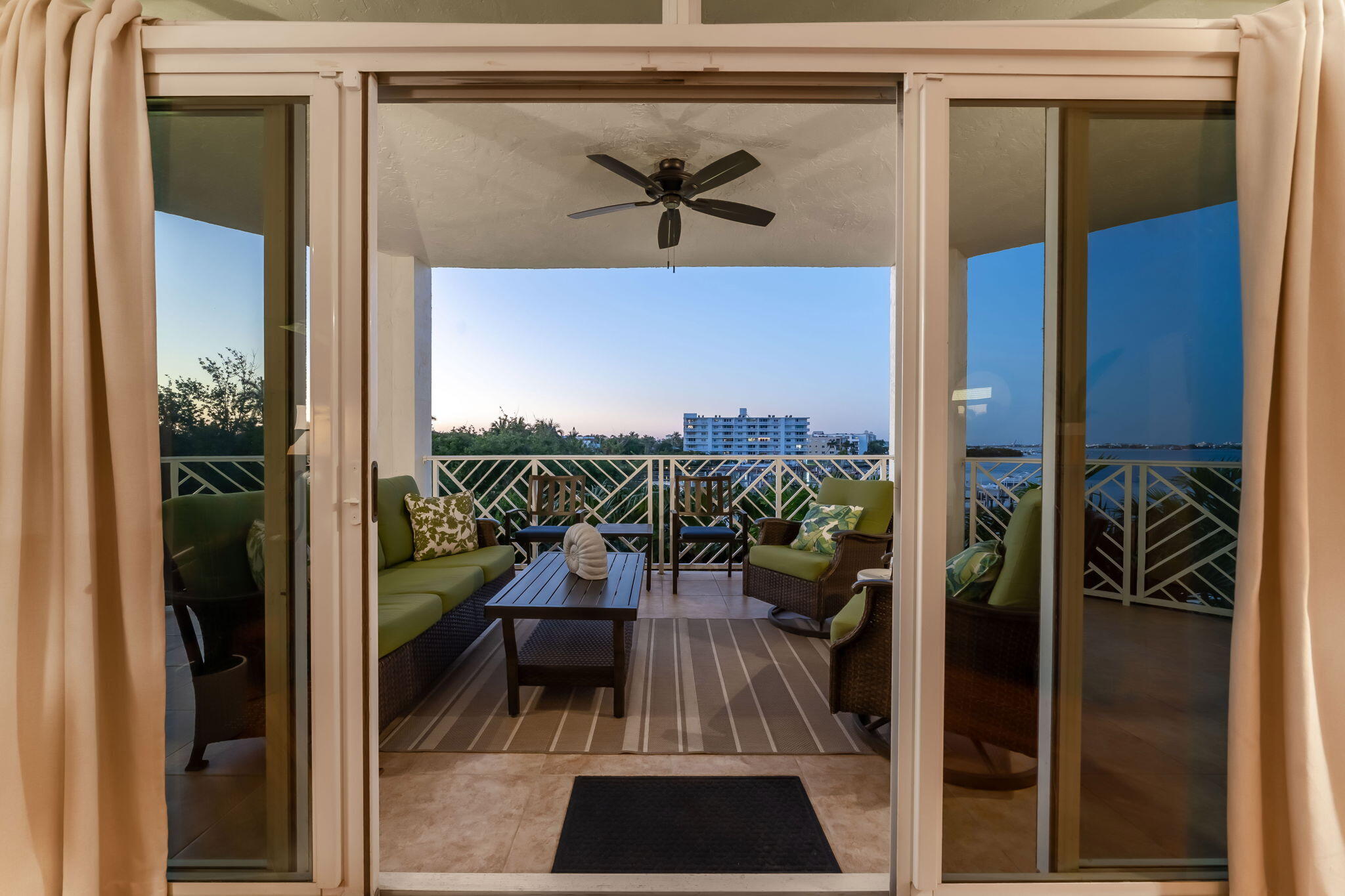 309 E Ocean #205, Lantana FL 33462