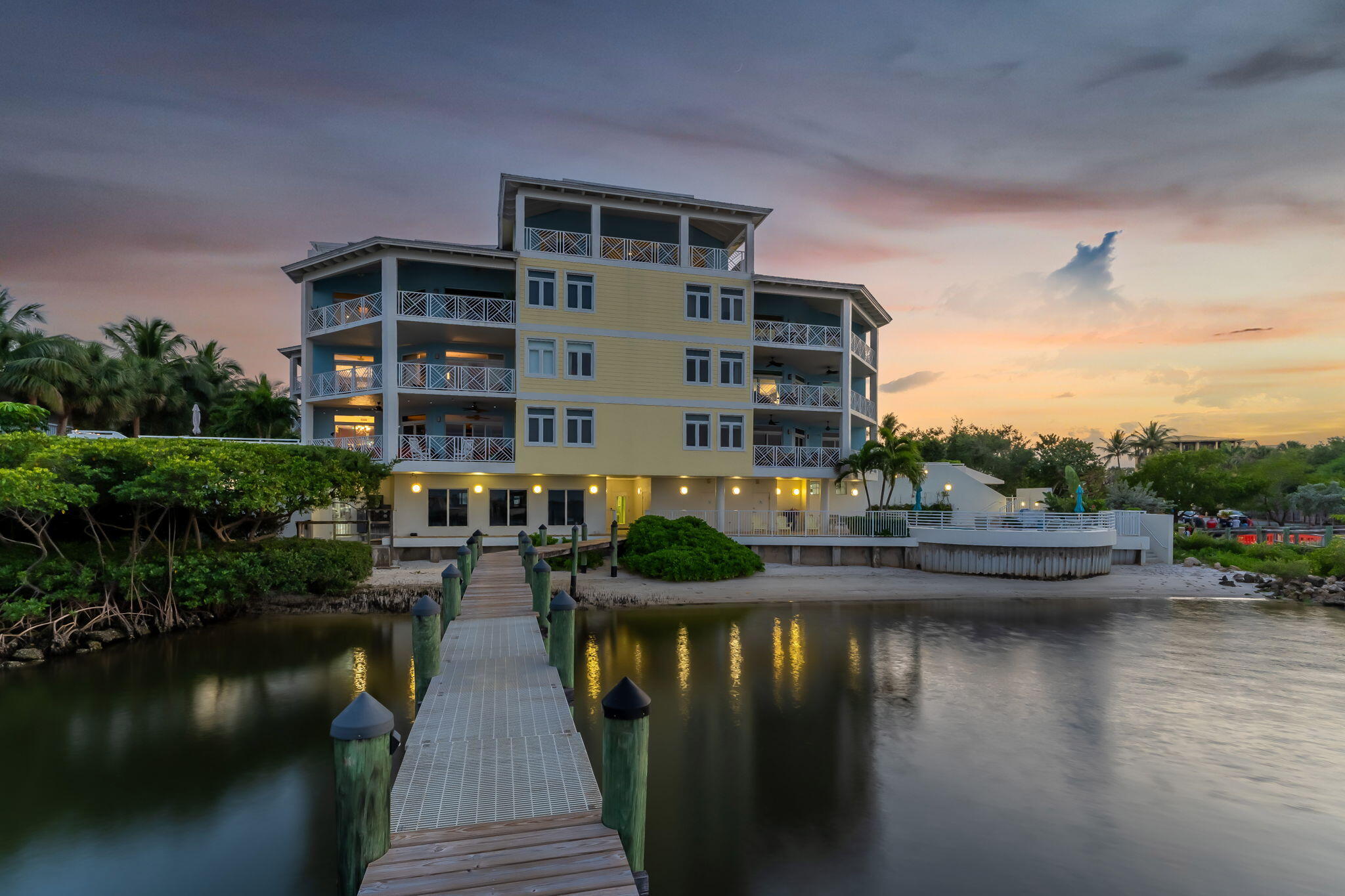 309 E Ocean #205, Lantana FL 33462