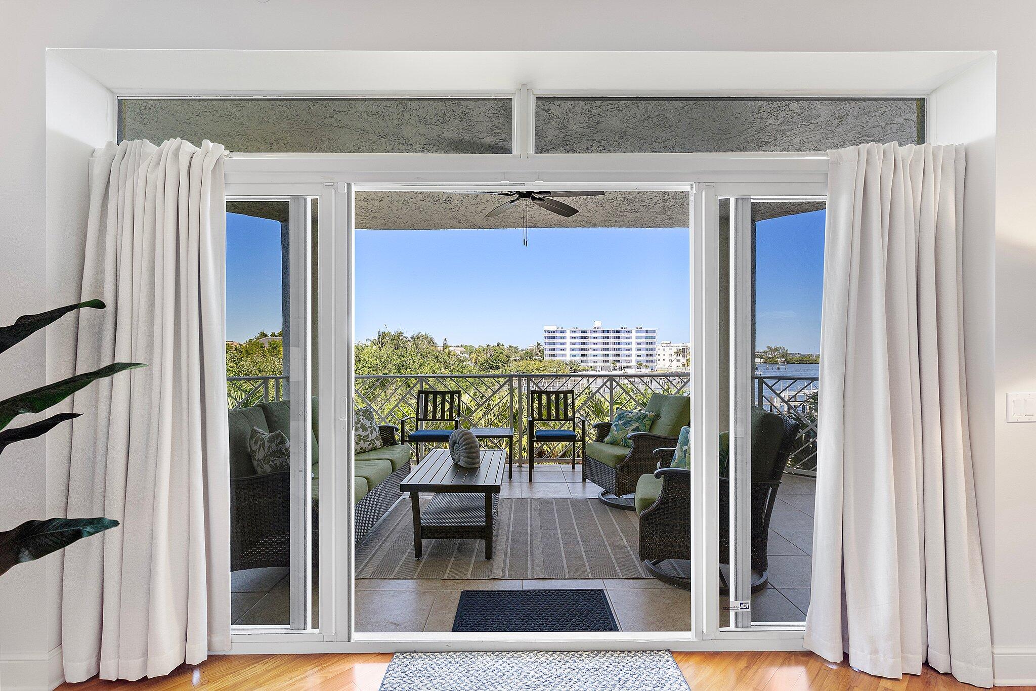 309 E Ocean #205, Lantana FL 33462