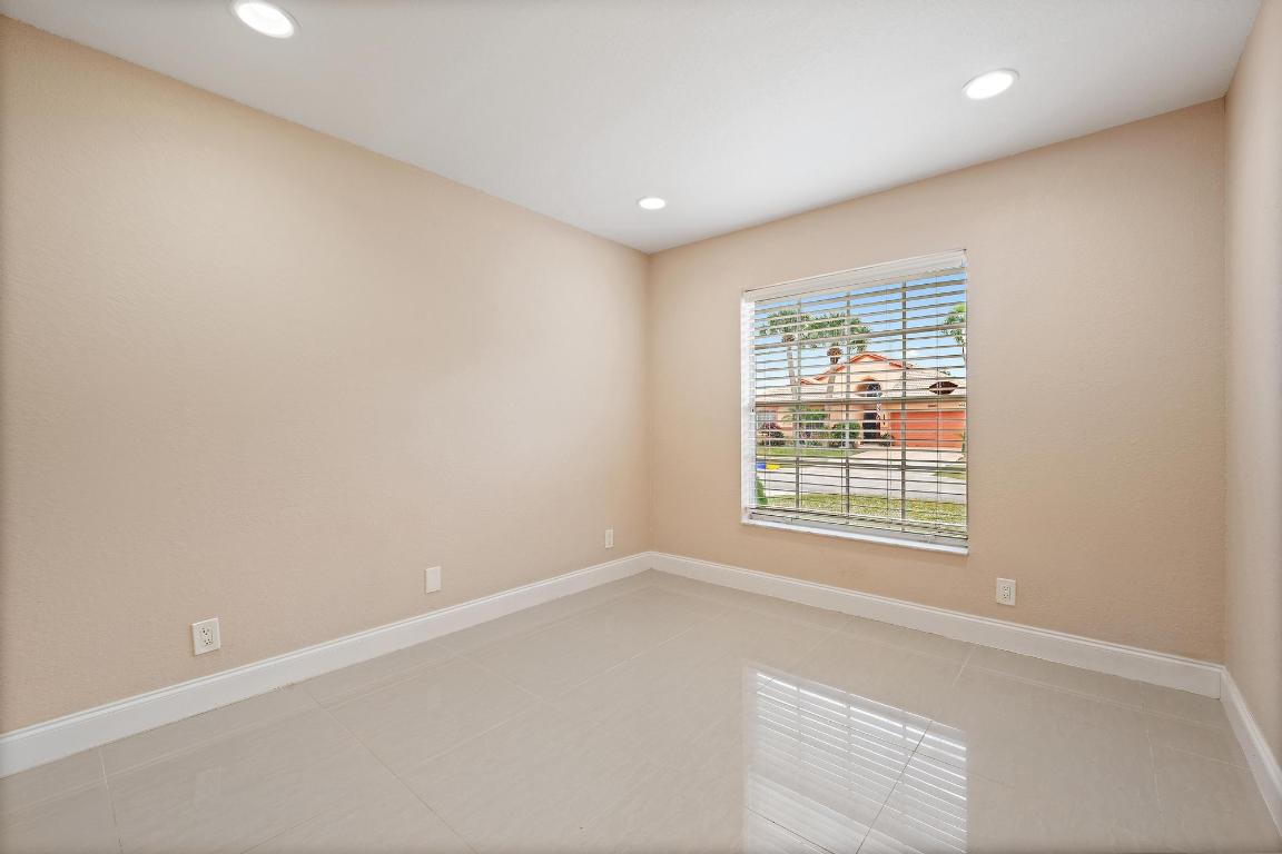9533 Tavernier, Boca Raton FL 33496