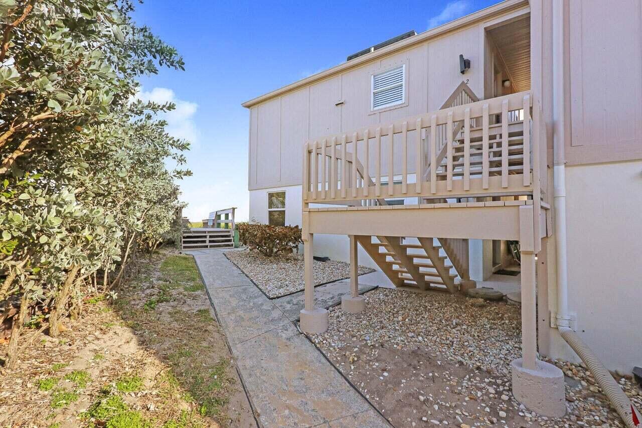 1501 NE Ocean #2, Stuart FL 34996