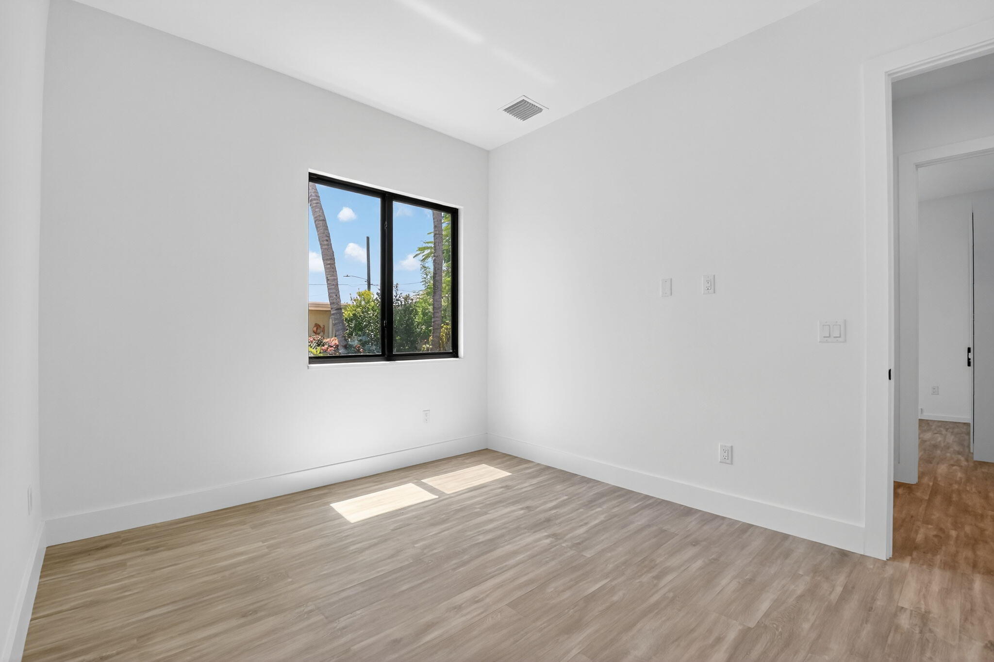 3920 Espan, Palm Springs FL 33461