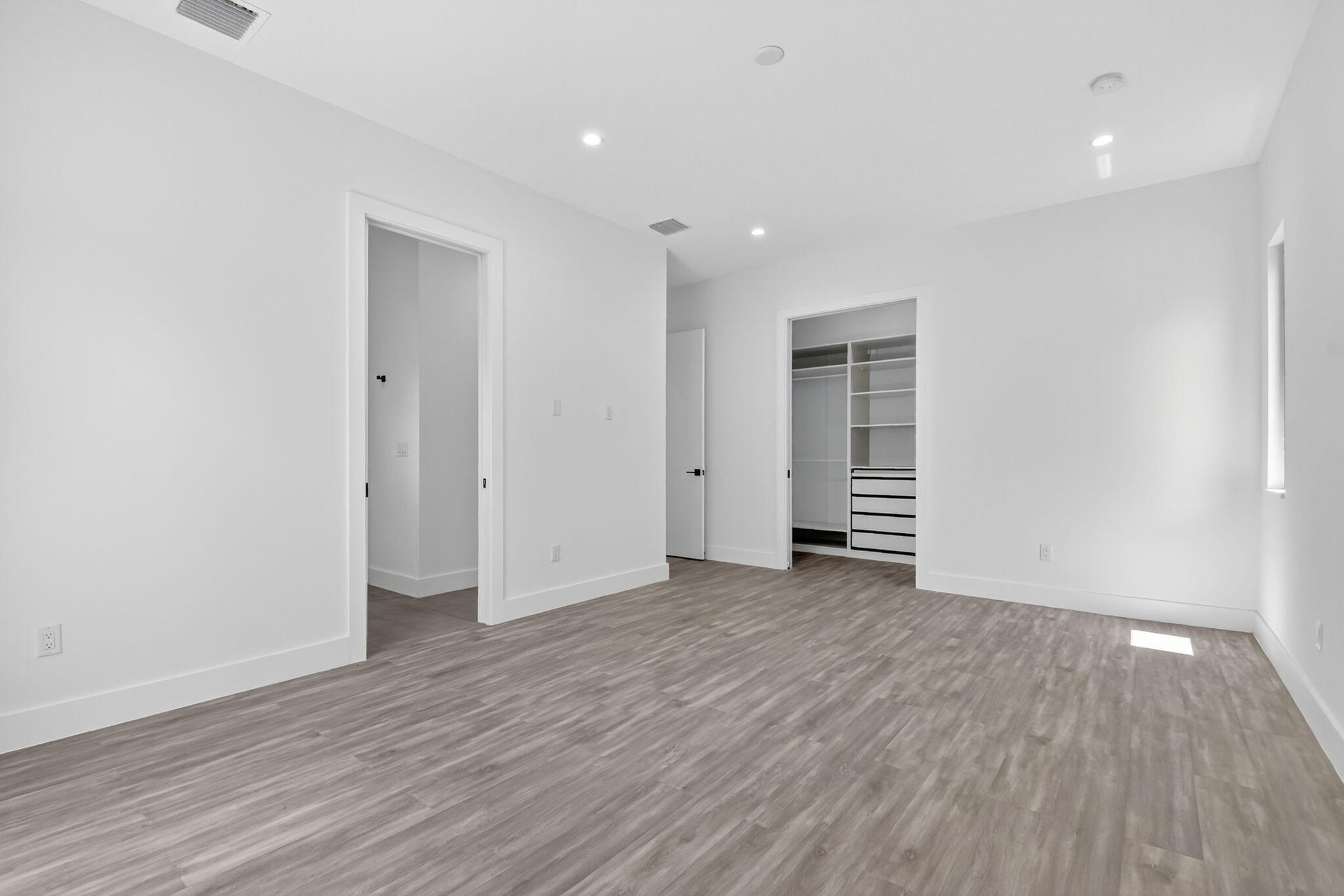 3920 Espan, Palm Springs FL 33461