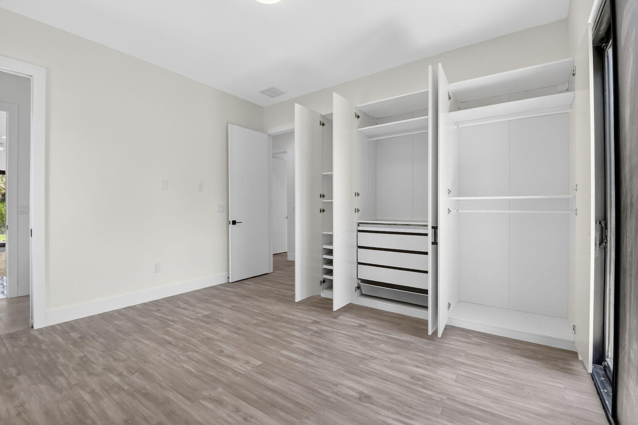 3920 Espan, Palm Springs FL 33461