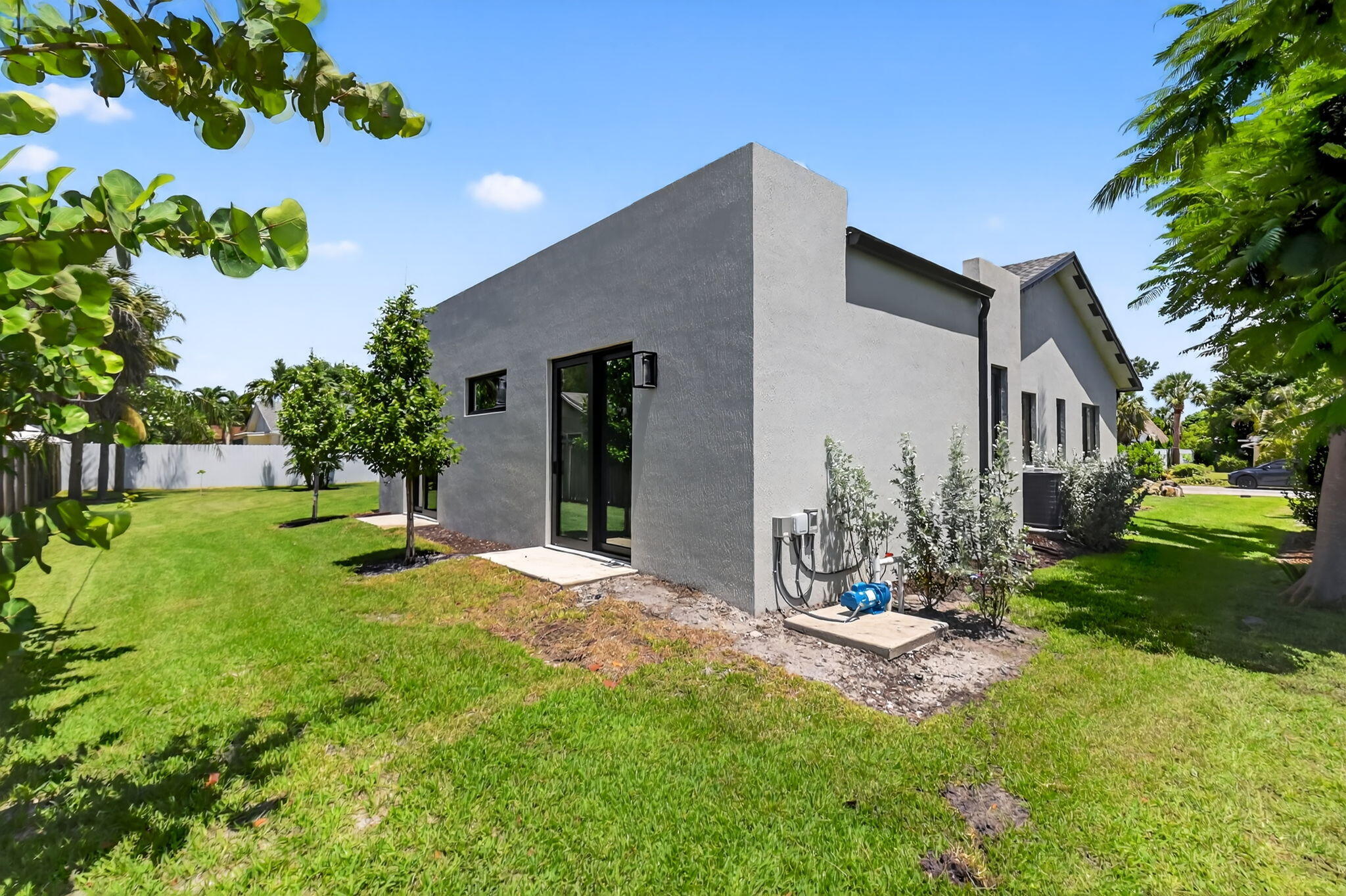 3920 Espan, Palm Springs FL 33461