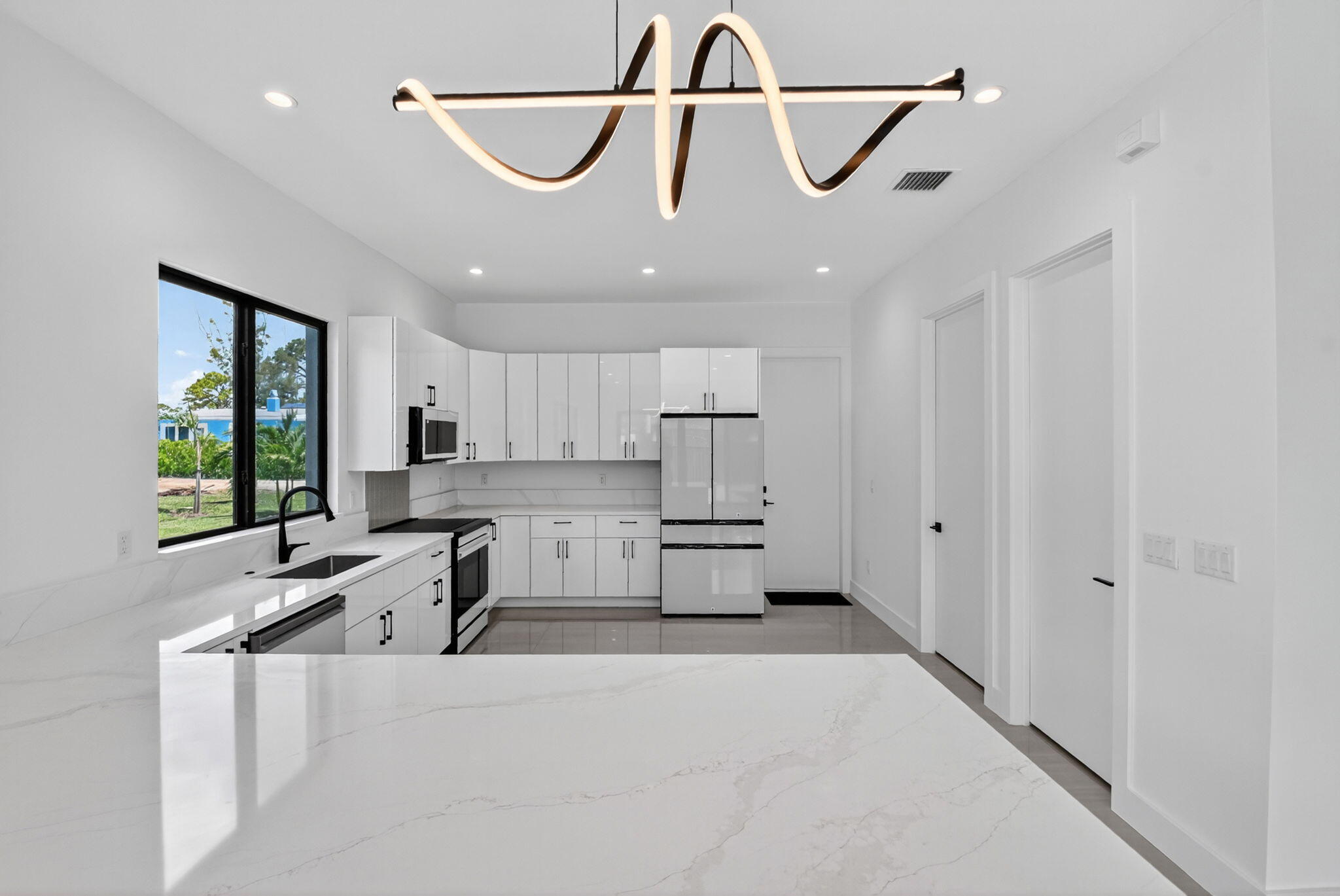 3920 Espan, Palm Springs FL 33461