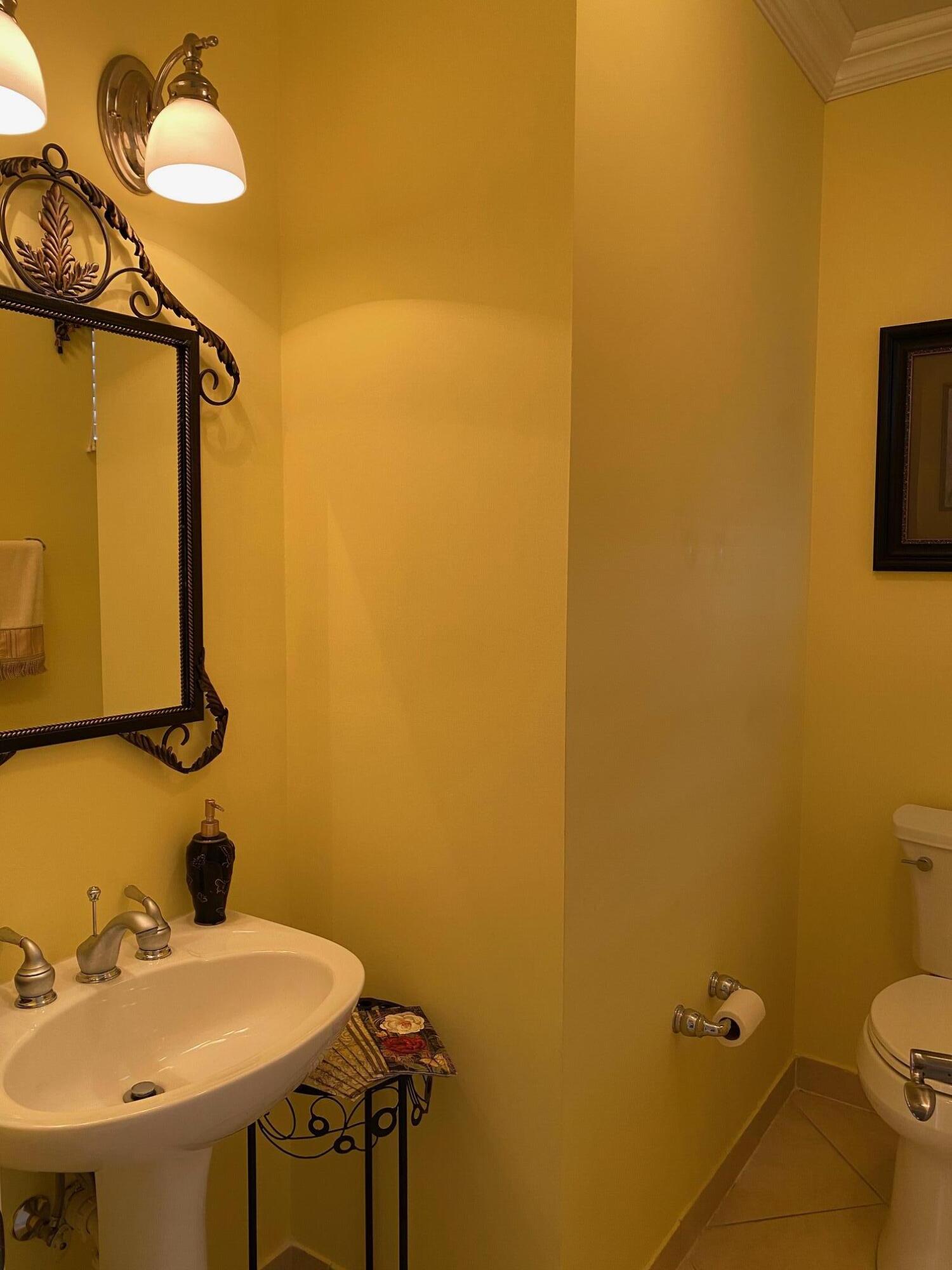 635 Castle, Palm Beach Gardens FL 33410
