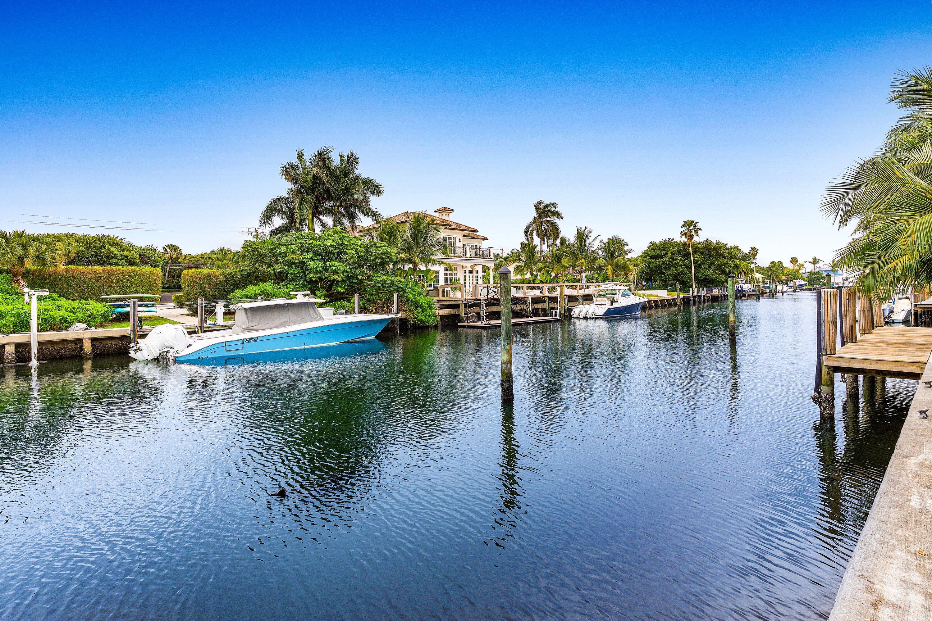 23 Sabal Island, Ocean Ridge FL 33435