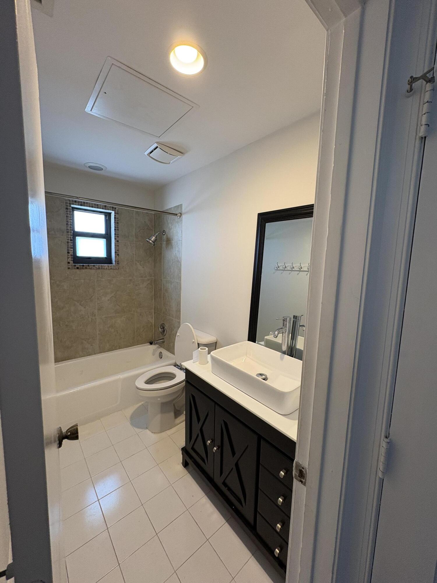 360 Wilma #5, Riviera Beach FL 33404