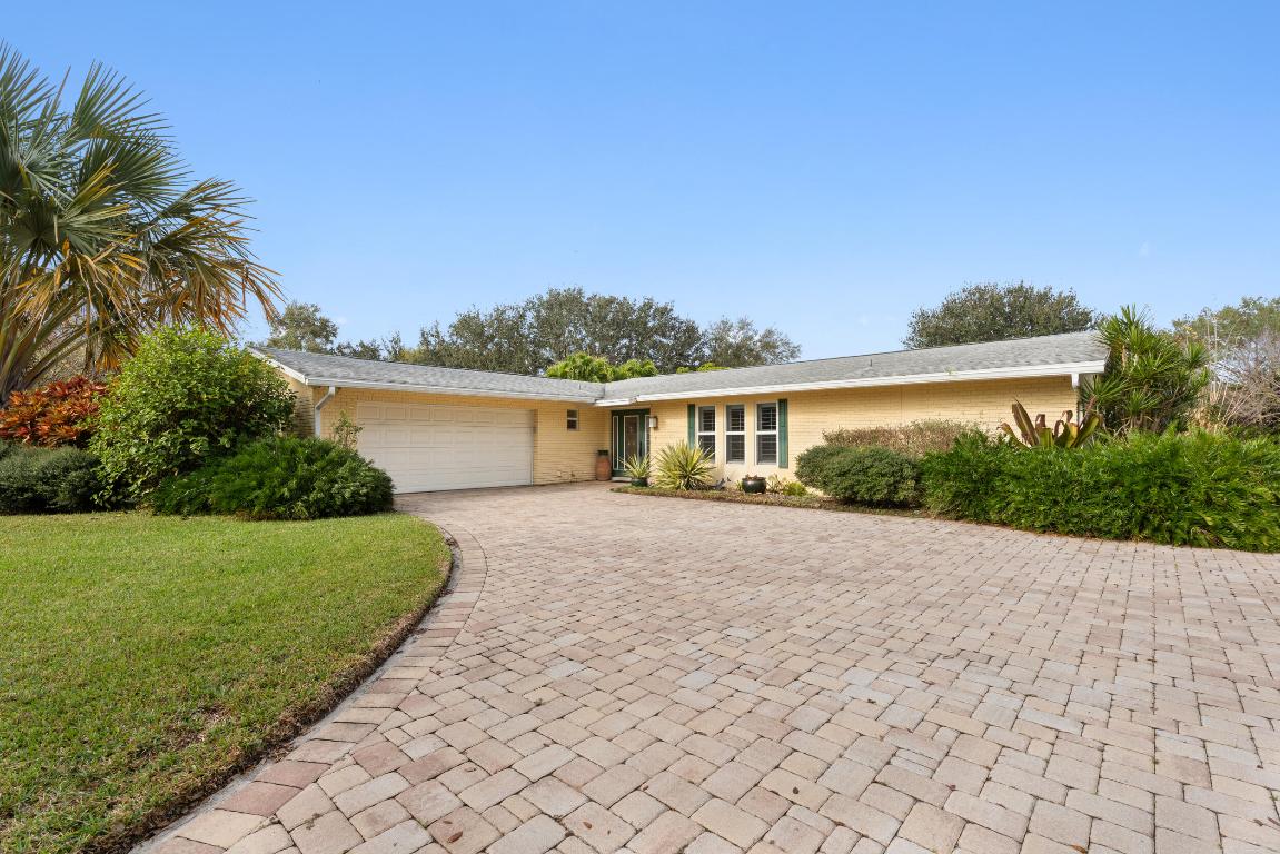 8107 Damascus, Palm Beach Gardens FL 33418