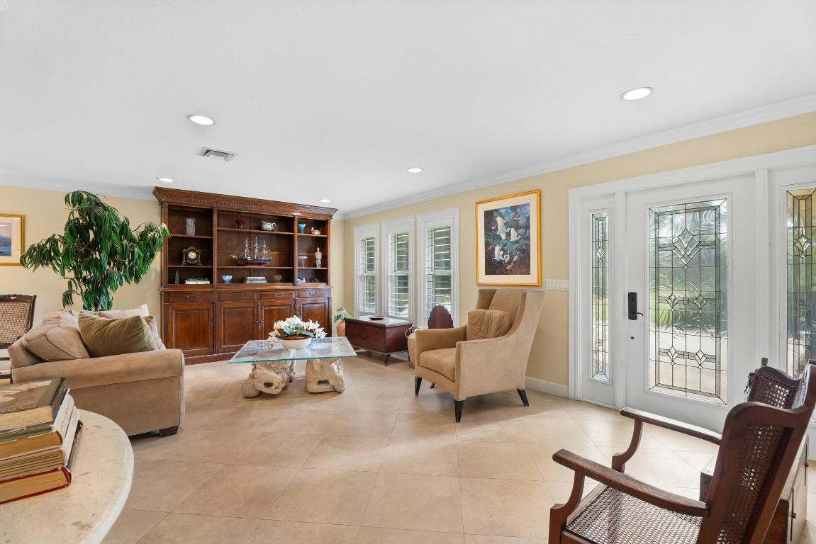 8107 Damascus, Palm Beach Gardens FL 33418