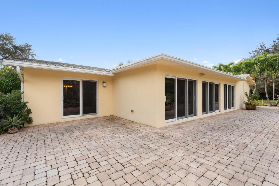 8107 Damascus, Palm Beach Gardens FL 33418