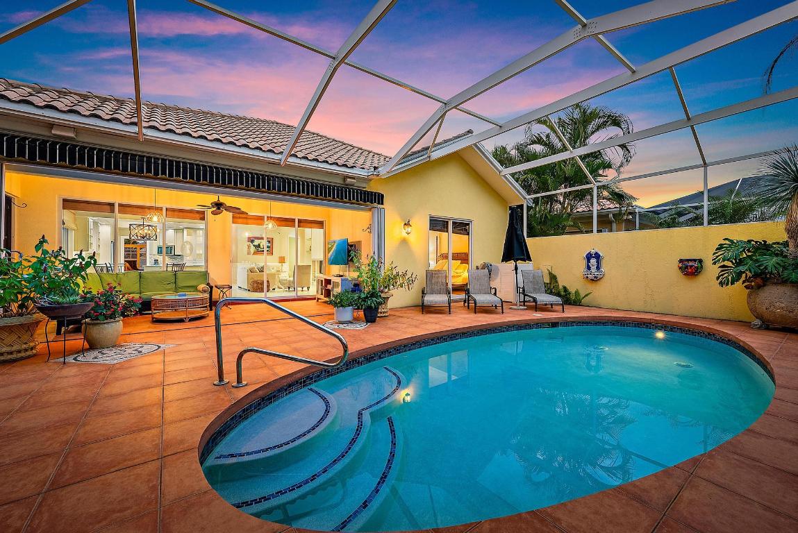 4702 Dovehill, Palm Beach Gardens FL 33418