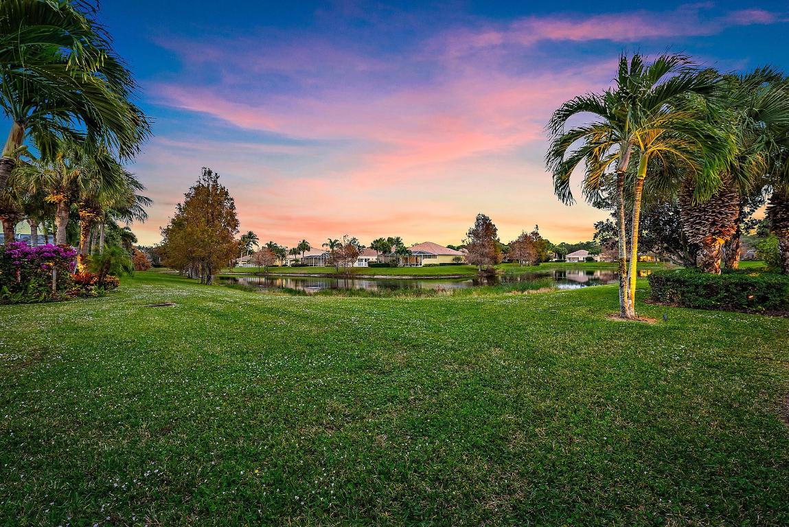 4702 Dovehill, Palm Beach Gardens FL 33418