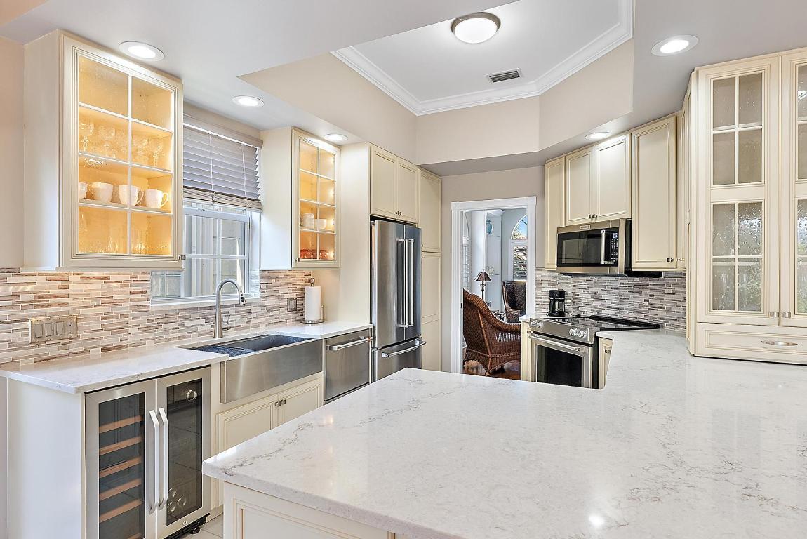 4702 Dovehill, Palm Beach Gardens FL 33418