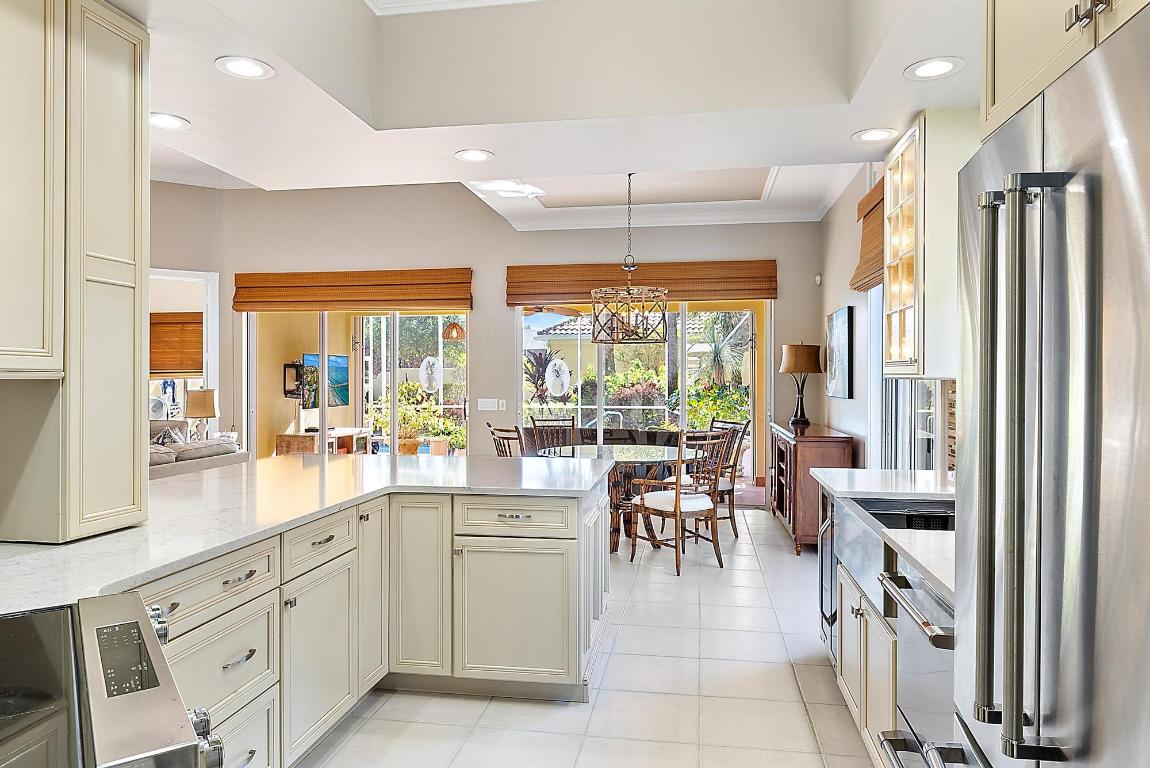 4702 Dovehill, Palm Beach Gardens FL 33418