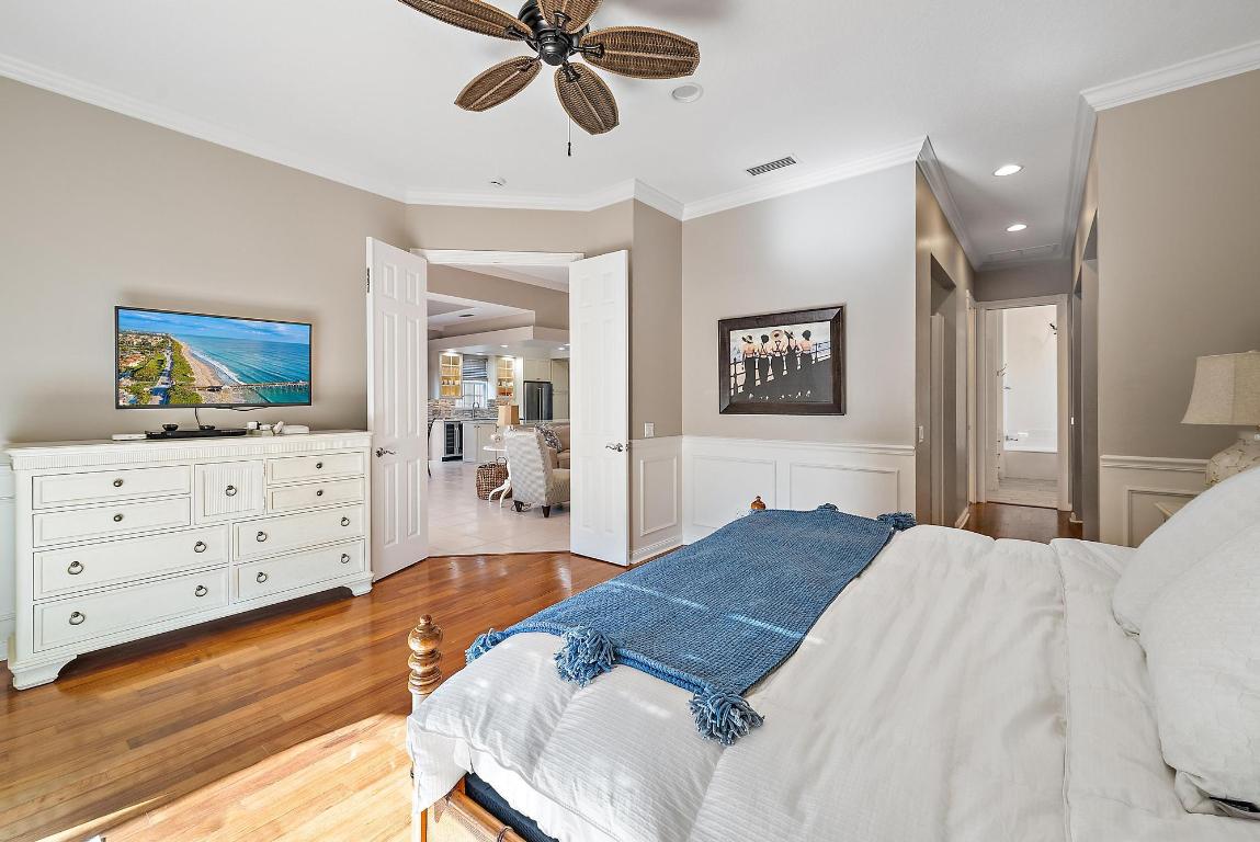 4702 Dovehill, Palm Beach Gardens FL 33418