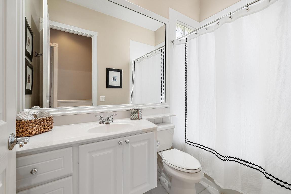 4702 Dovehill, Palm Beach Gardens FL 33418