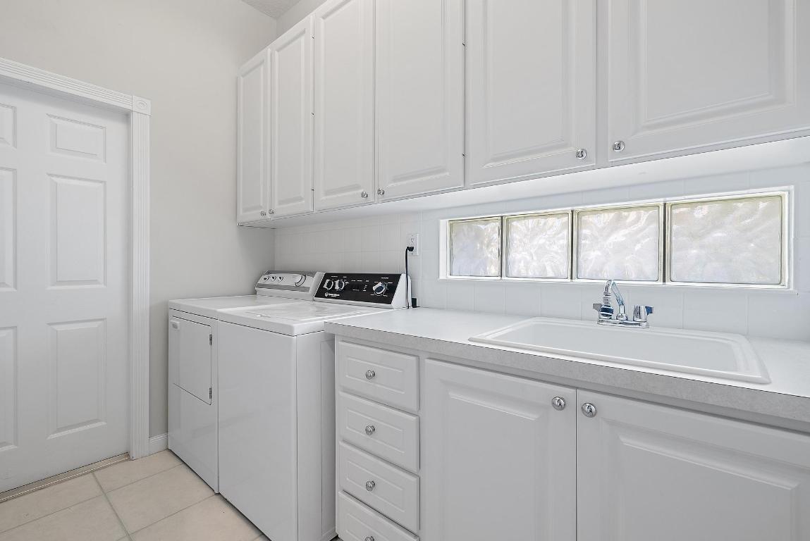 4702 Dovehill, Palm Beach Gardens FL 33418