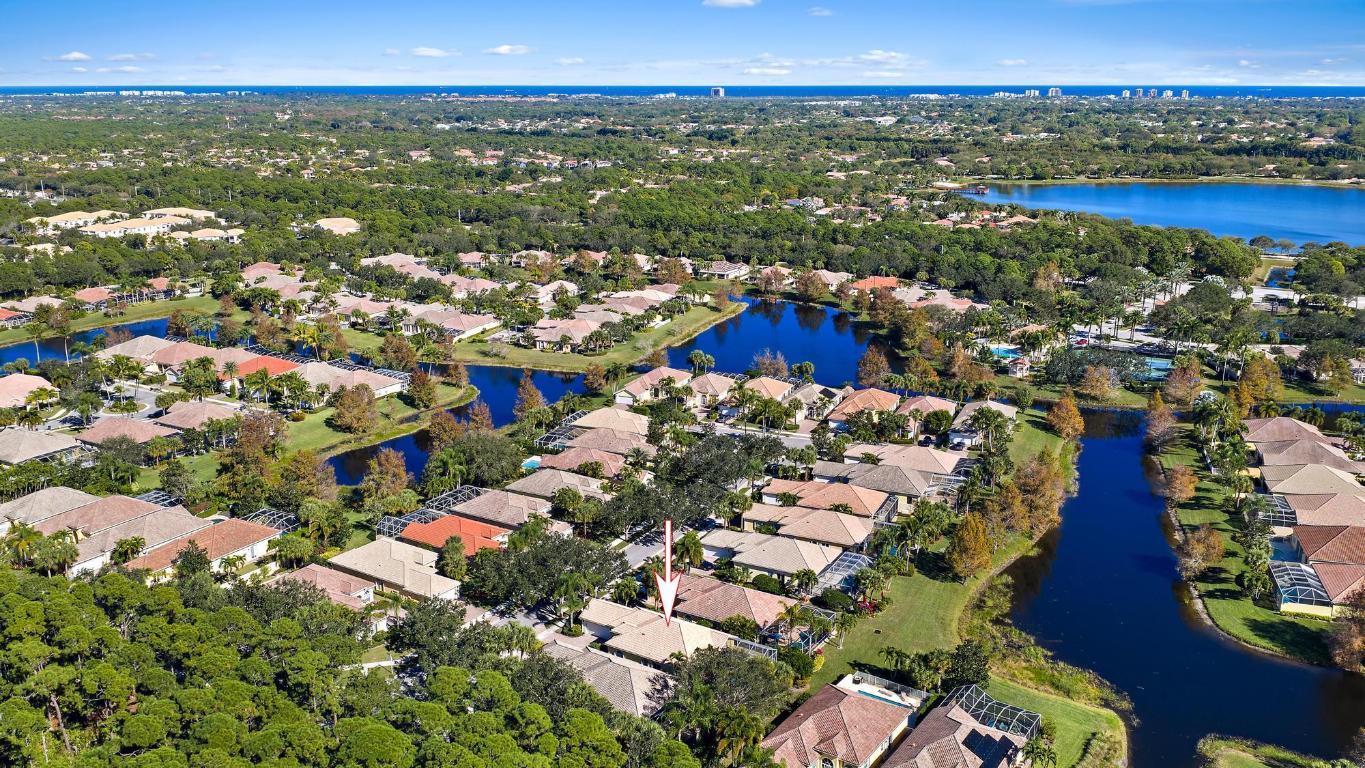 4702 Dovehill, Palm Beach Gardens FL 33418