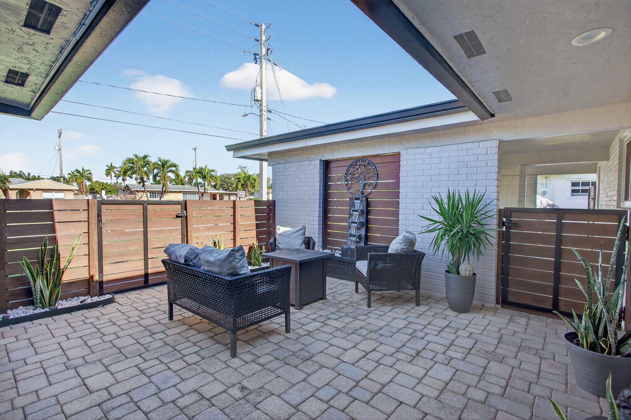1530 W River, Margate FL 33063