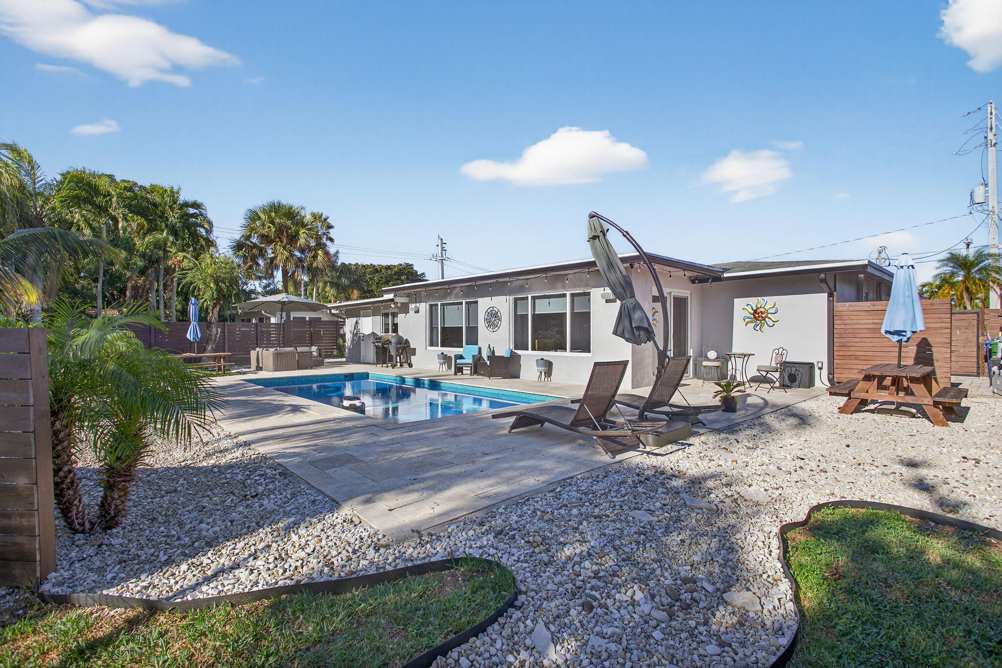 1530 W River, Margate FL 33063