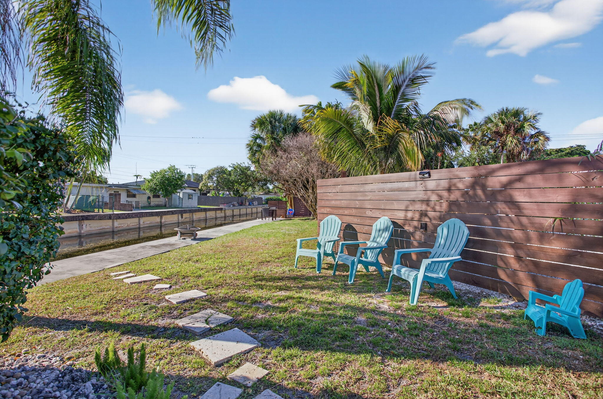 1530 W River, Margate FL 33063