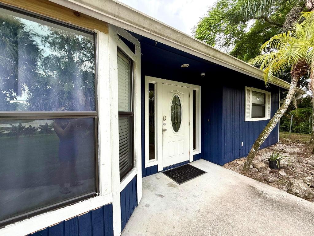 15684 86th, Palm Beach Gardens FL 33418