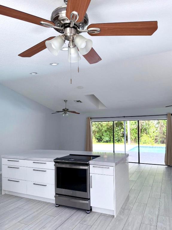 15684 86th, Palm Beach Gardens FL 33418