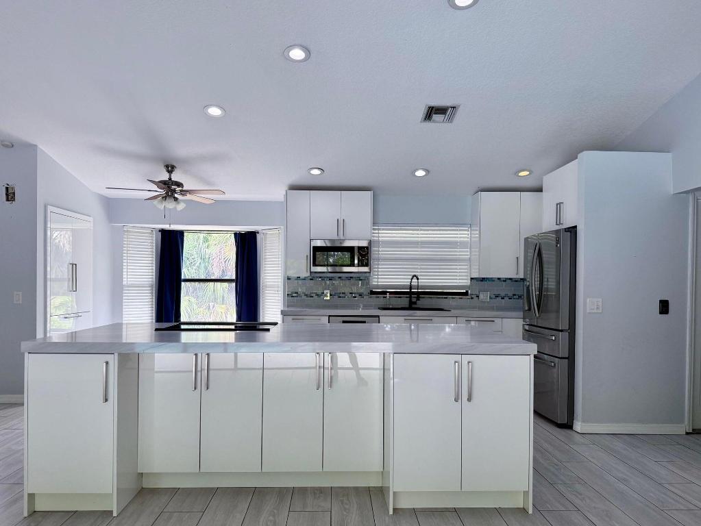 15684 86th, Palm Beach Gardens FL 33418