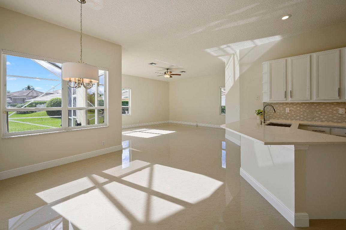 21317 Gosier, Boca Raton FL 33428